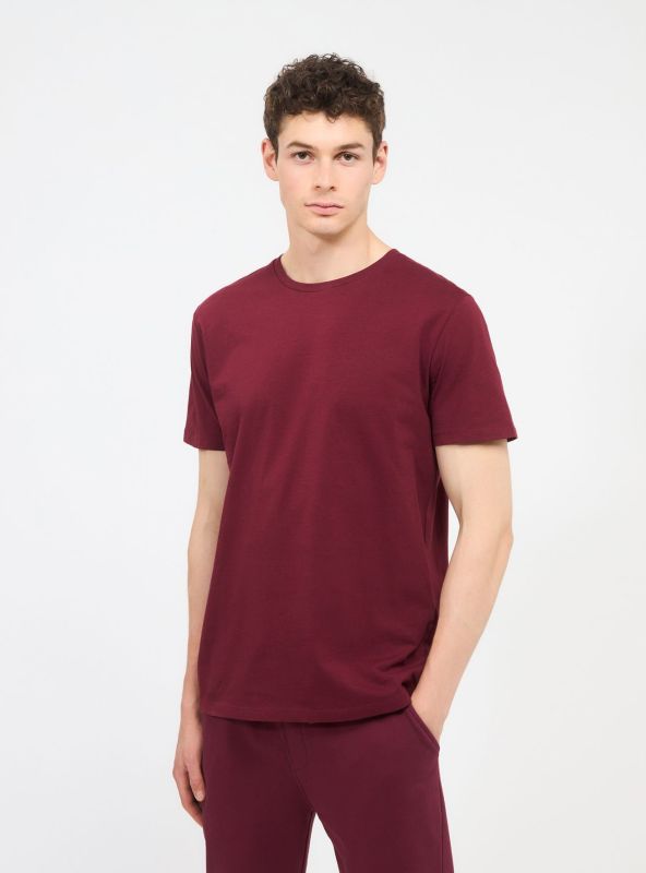 Solid color crewneck T-shirt burgundy